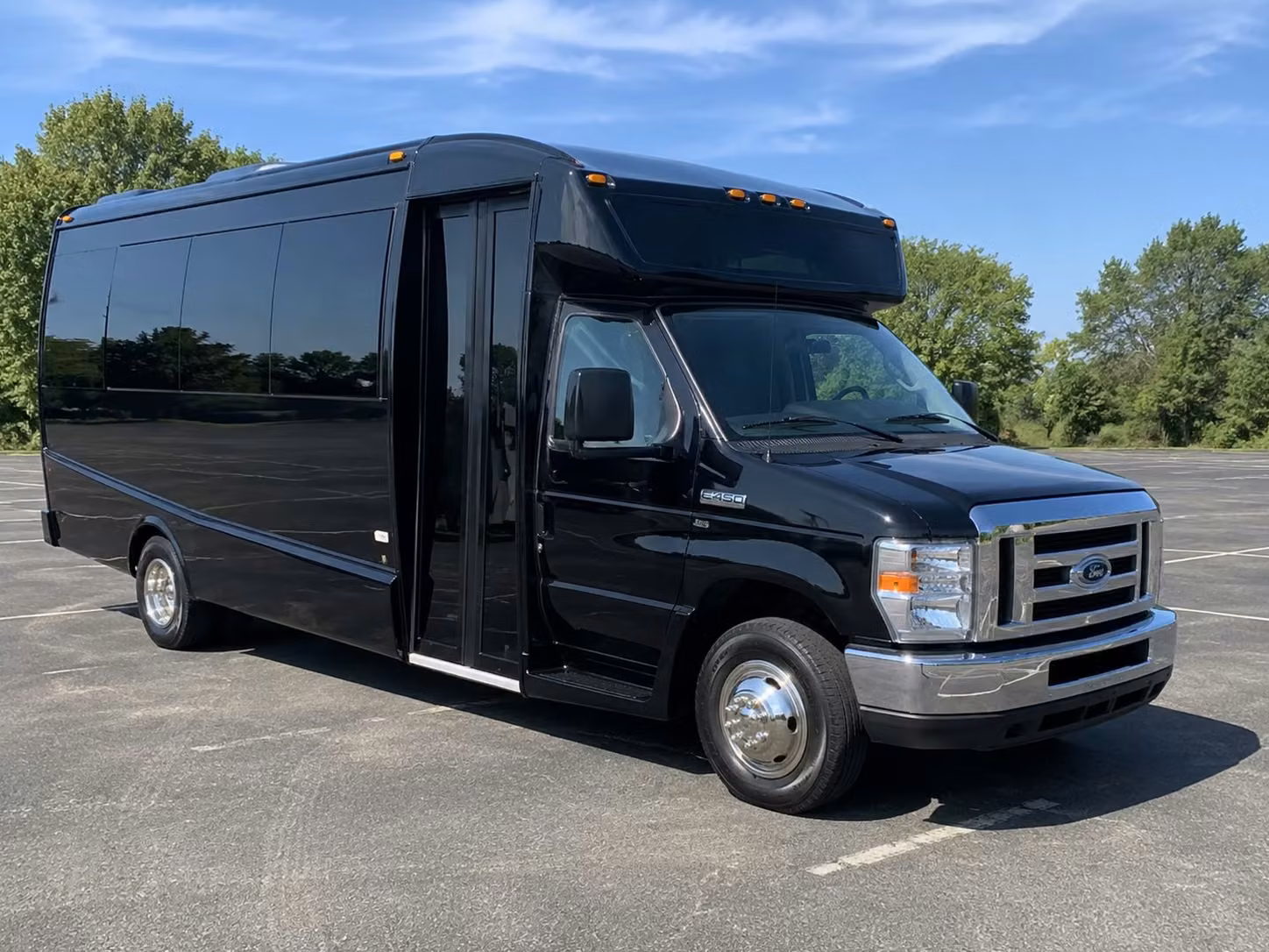 15 passenger minibus