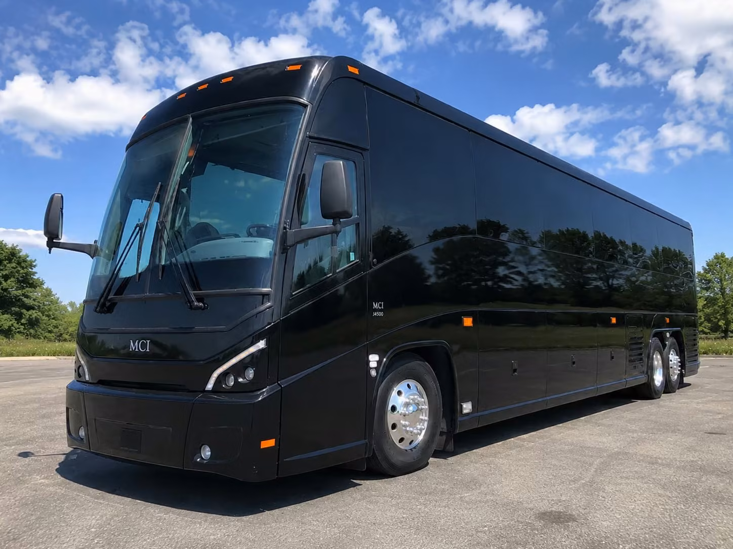 charter buses for large waco prom groups heading to venues like baylor club and beyond