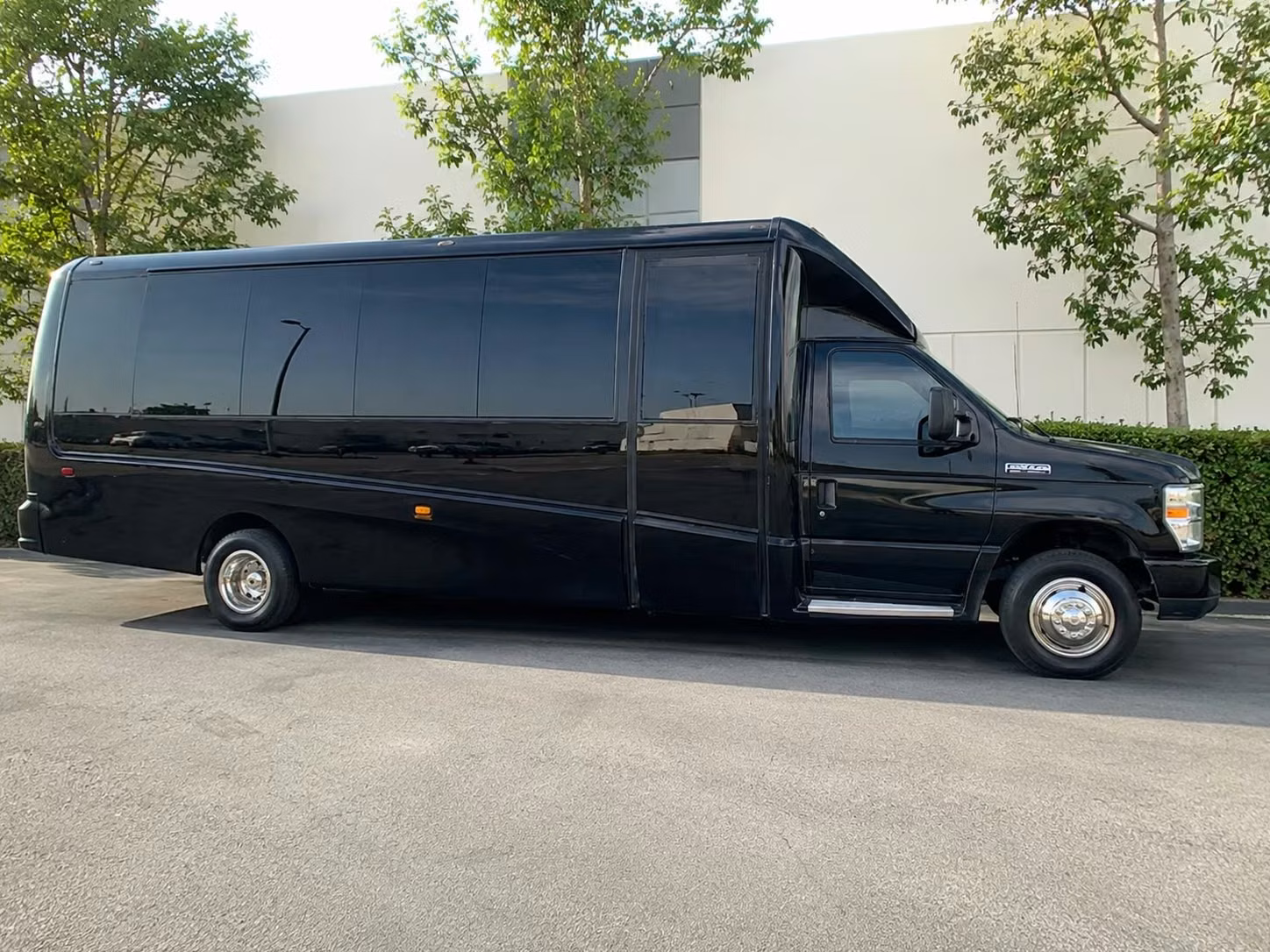 minibus rentals for smaller waco prom groups who want a private ride